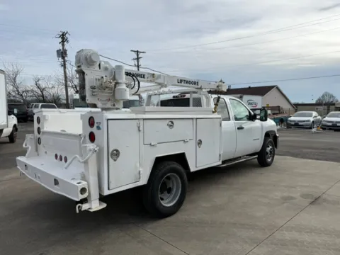 More photos of 2013 Chevrolet Silverado 3500HD 4WD Ext Cab 158.2" Work Truck at Dayton Work Trucks, OH