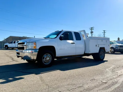 White 2013 Chevrolet Silverado 3500HD 4WD Ext Cab 158.2" Work Truck for sale in Dayton, OH