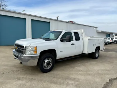 White 2013 Chevrolet Silverado 3500HD 4WD Ext Cab 158.2" Work Truck for sale in Dayton, OH