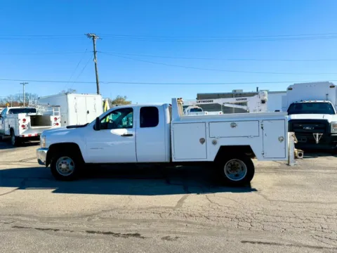 Photos of 2013 Chevrolet Silverado 3500HD 4WD Ext Cab 158.2" Work Truck for sale in Dayton, OH at Dayton Work Trucks