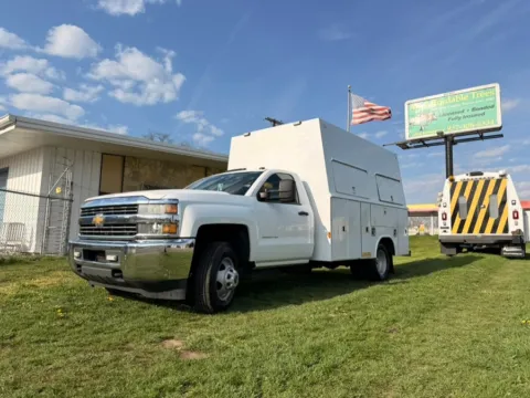 White 2015 Chevrolet Silverado 3500HD 2WD Reg Cab 162" WB, 83.58" CA WT for sale in Dayton, OH