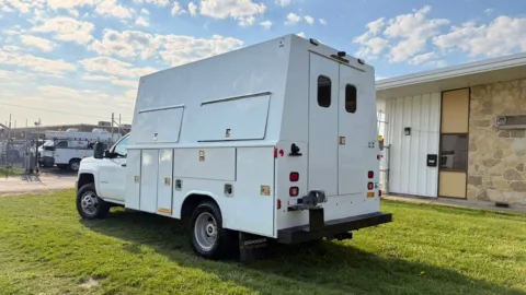 Another view of 2015 Chevrolet Silverado 3500HD 2WD Reg Cab 162" WB, 83.58" CA WT for sale in Dayton, OH at Dayton Work Trucks