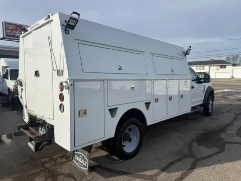 More photos of 2021 Ford Super Duty F-450 DRW XLT 2WD Reg Cab 169" WB 84" CA at Dayton Work Trucks, OH