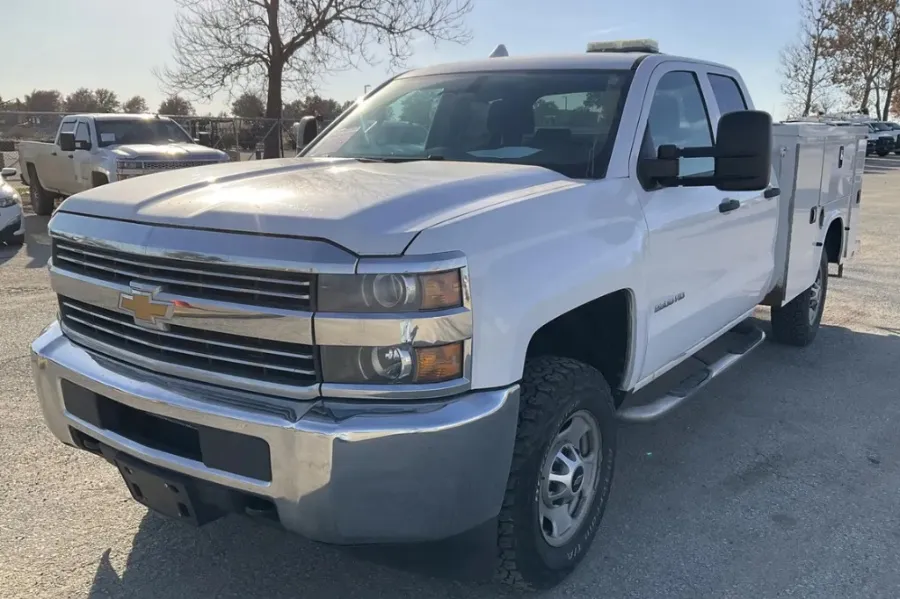 White 2015 Chevrolet Silverado 2500HD 4WD Double Cab 158.1" Work Truck for sale in Dayton, OH