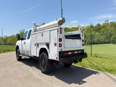 Another view of 2012 Chevrolet Silverado 2500HD 4WD Ext Cab 158.2" Work Truck for sale in Dayton, OH at Dayton Work Trucks