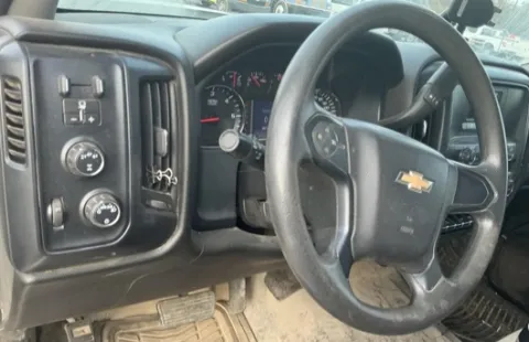 More photos of 2017 Chevrolet Silverado 2500HD 4WD Double Cab 158.1" Work Truck at Dayton Work Trucks, OH