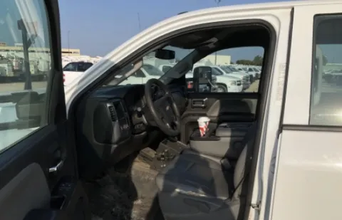 More photos of 2016 Chevrolet Silverado 3500HD 2WD Crew Cab 171.5" WB, 59.06" CA WT at Dayton Work Trucks, OH