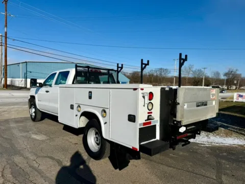 More photos of 2016 Chevrolet Silverado 3500HD 2WD Crew Cab 171.5" WB, 59.06" CA WT at Dayton Work Trucks, OH