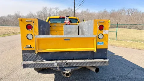 More photos of 2016 Chevrolet Silverado 2500HD 2WD Double Cab 158.1" Work Truck at Dayton Work Trucks, OH