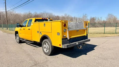 More photos of 2016 Chevrolet Silverado 2500HD 2WD Double Cab 158.1" Work Truck at Dayton Work Trucks, OH