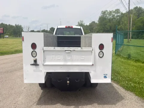 More photos of 2015 GMC Sierra 3500HD available WiFi 4WD Crew Cab 171.5" WB, 59.06" CA at Dayton Work Trucks, OH