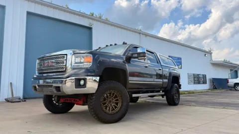 Black 2015 GMC Sierra 1500 4WD Crew Cab 143.5" SLT for sale in Dayton, OH