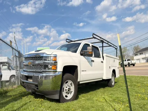 White 2019 Chevrolet Silverado 2500HD 2WD Crew Cab 167.7" Work Truck for sale in Dayton, OH