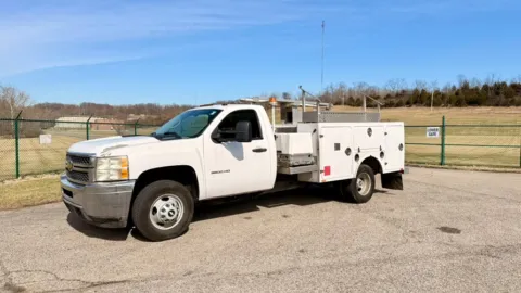 White 2012 Chevrolet Silverado 3500HD 2WD Reg Cab 162" WB, 84.3" CA WT for sale in Dayton, OH