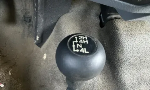 Another view of 2015 Ford Super Duty F-250 SRW 4WD SuperCab 158" XLT for sale in Dayton, OH at Dayton Work Trucks