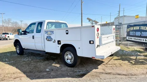 Photos of 2015 Ford Super Duty F-250 SRW 4WD SuperCab 158" XLT for sale in Dayton, OH at Dayton Work Trucks