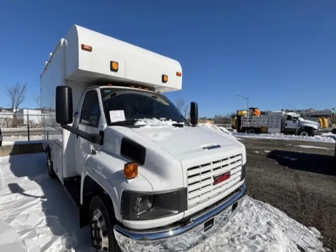 Another view of 2009 GMC TC5500 Regular Cab 2WD for sale in Dayton, OH at Dayton Work Trucks