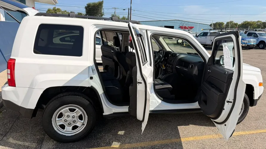 2016 Jeep Patriot Sport - Photo 14
