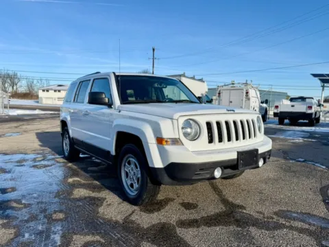 White 2016 Jeep Patriot 4WD 4dr Sport for sale in Dayton, OH