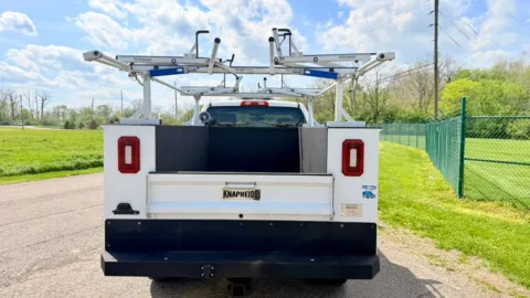 More photos of 2019 GMC Sierra 2500HD 4WD Double Cab 158.1" at Dayton Work Trucks, OH