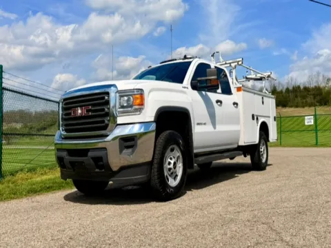 White 2019 GMC Sierra 2500HD 4WD Double Cab 158.1" for sale in Dayton, OH