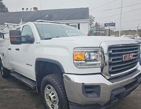 Another view of 2019 GMC Sierra 2500HD 4WD Double Cab 158.1" for sale in Dayton, OH at Dayton Work Trucks
