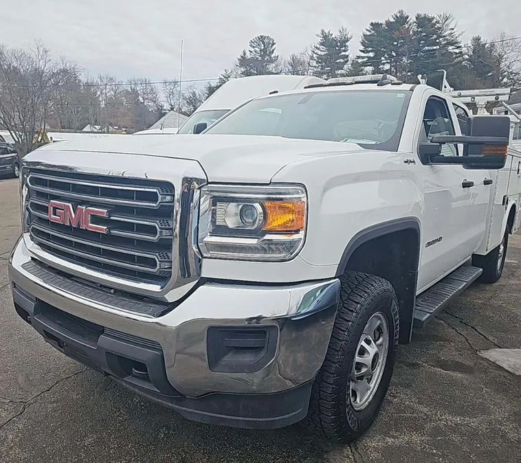White 2019 GMC Sierra 2500HD 4WD Double Cab 158.1" for sale in Dayton, OH