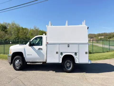 Photos of 2013 Chevrolet Silverado 3500HD 4WD Reg Cab 137.5" WB, 59.8" CA WT for sale in Dayton, OH at Dayton Work Trucks