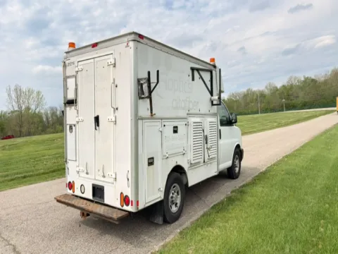 More photos of 2012 Chevrolet Express Commercial Cutaway RWD 3500 139" WB Work Van at Dayton Work Trucks, OH