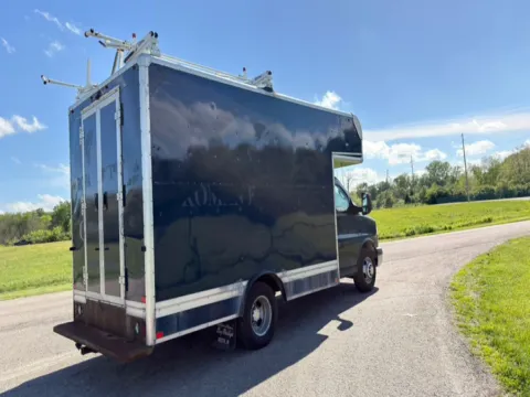 More photos of 2019 Chevrolet Express Commercial Cutaway 3500 Van 139" at Dayton Work Trucks, OH
