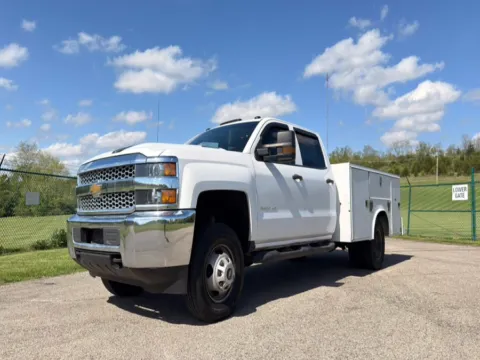 White 2019 Chevrolet Silverado 3500HD CC 4WD Crew Cab 171.5" WB, 59.06" CA WT for sale in Dayton, OH