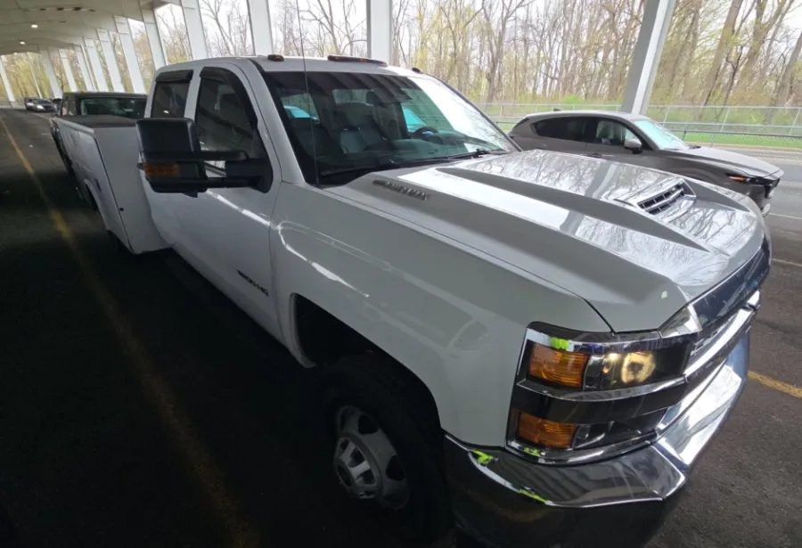 White 2019 Chevrolet Silverado 3500HD CC 4WD Crew Cab 171.5" WB, 59.06" CA WT for sale in Dayton, OH