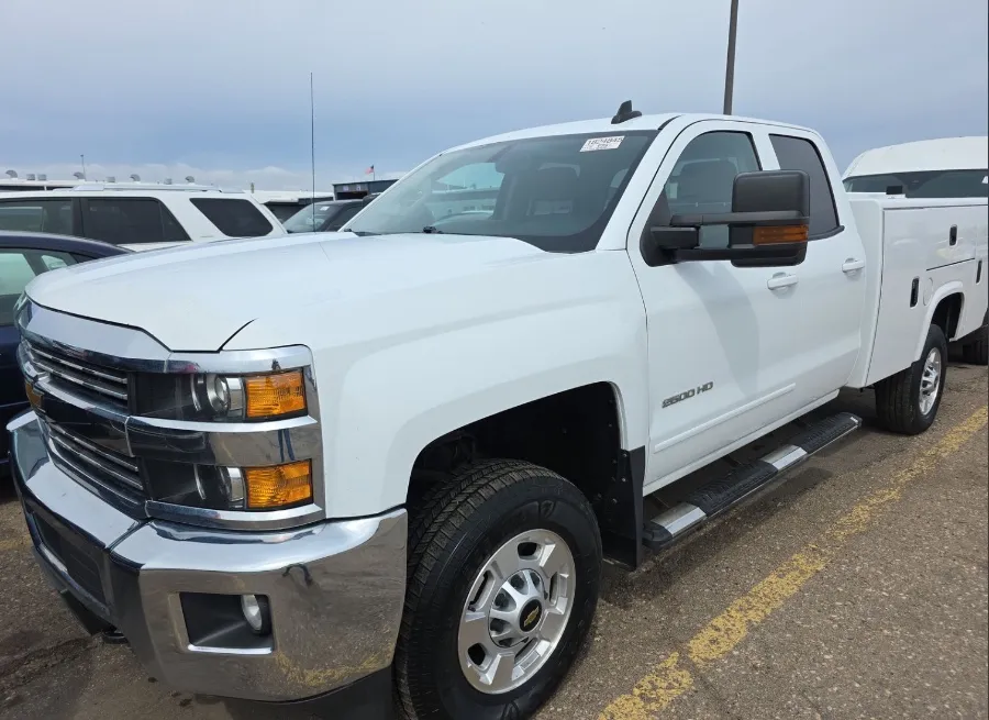 White 2017 Chevrolet Silverado 2500HD 2WD Double Cab 158.1" LT for sale in Dayton, OH