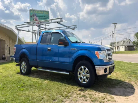 More photos of 2014 Ford F-150 4WD SuperCab 163" XLT at Dayton Work Trucks, OH