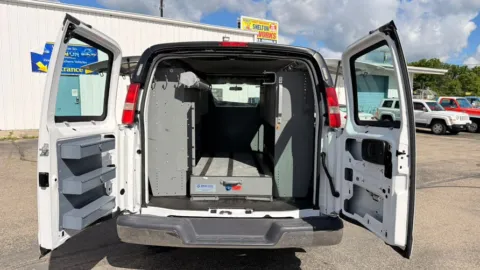 More photos of 2016 Chevrolet Express Cargo Van RWD 3500 135" at Dayton Work Trucks, OH