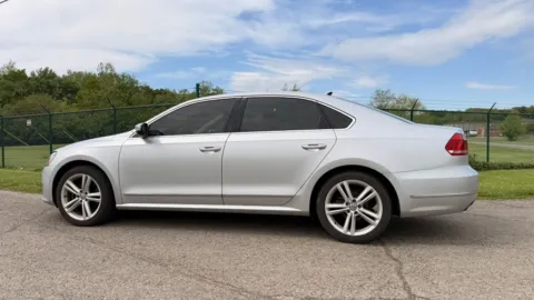 Photos of 2014 Volkswagen Passat 4dr Sdn 2.0L DSG TDI SE w/Sunroof & Nav for sale in Dayton, OH at Dayton Work Trucks