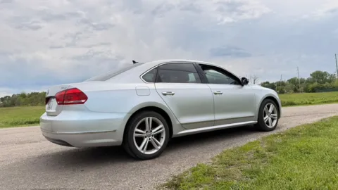 More photos of 2014 Volkswagen Passat 4dr Sdn 2.0L DSG TDI SE w/Sunroof & Nav at Dayton Work Trucks, OH