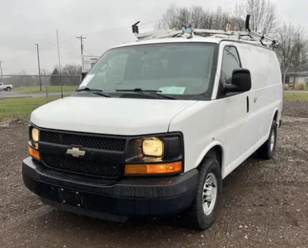 White 2015 Chevrolet Express Cargo Van RWD 2500 135" for sale in Dayton, OH