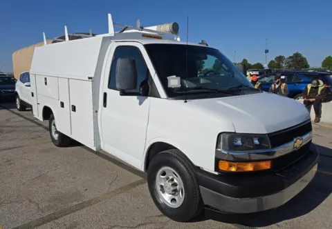Photos of 2018 Chevrolet Express Commercial Cutaway 3500 Van 139" for sale in Dayton, OH at Dayton Work Trucks