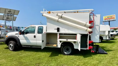 Photos of 2016 Ford Super Duty F-550 DRW 2WD SuperCab 162" WB 60" CA XLT for sale in Dayton, OH at Dayton Work Trucks