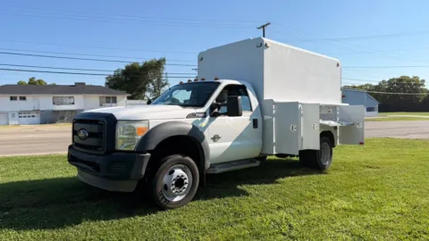 Photos of 2015 Ford Super Duty F-550 DRW 2WD Reg Cab 165" WB 84" CA XL for sale in Dayton, OH at Dayton Work Trucks