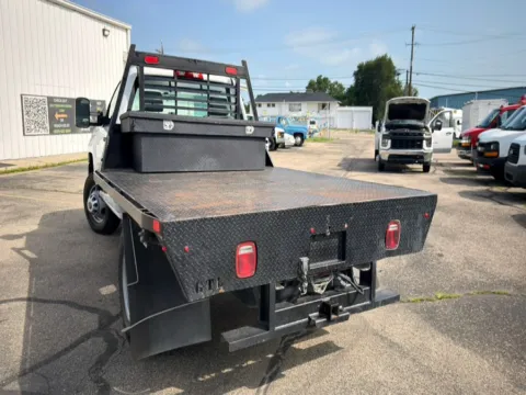 Another view of 2017 Chevrolet Silverado 3500HD 2WD Reg Cab 137.5" WB, 59.06" CA WT for sale in Dayton, OH at Dayton Work Trucks