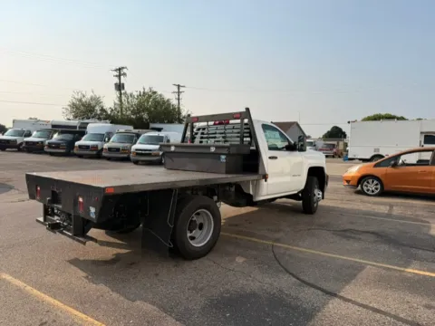 More photos of 2017 Chevrolet Silverado 3500 HD 2WD Reg Cab 137.5" WB, 59.06" CA WT at Dayton Work Trucks, OH