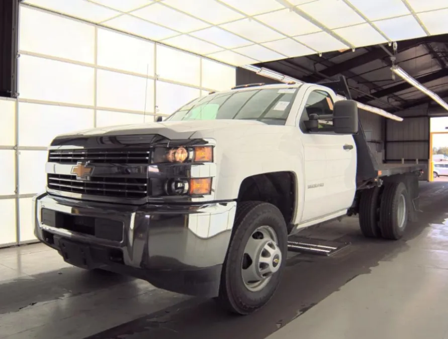 White 2017 Chevrolet Silverado 3500HD 2WD Reg Cab 137.5" WB, 59.06" CA WT for sale in Dayton, OH