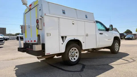 More photos of 2013 Chevrolet Silverado 3500HD 3500 155" WB RWD at Dayton Work Trucks, OH