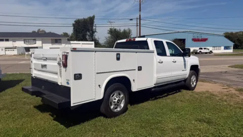 More photos of 2018 Chevrolet Silverado 2500 HD 2WD Double Cab 158.1" LT at Dayton Work Trucks, OH