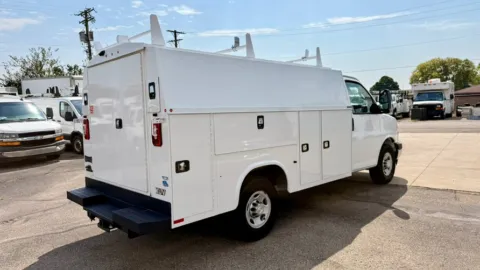 More photos of 2020 Chevrolet Express Commercial Cutaway 3500 Van 139" at Dayton Work Trucks, OH
