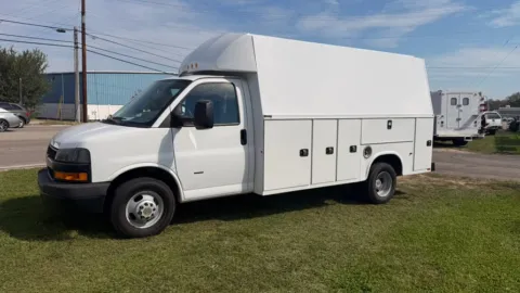 White 2021 Chevrolet Express Commercial Cutaway 3500 Van 159" for sale in Dayton, OH