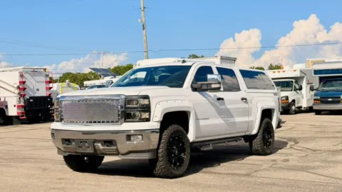 White 2014 Chevrolet Silverado 1500 4WD Crew Cab 153.0" LT w/2LT for sale in Dayton, OH