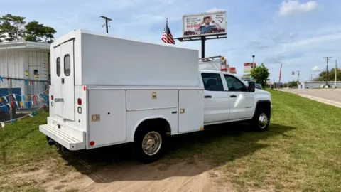 More photos of 2018 GMC Sierra 3500 HD 2WD Crew Cab 171.5" WB, 59.06" CA at Dayton Work Trucks, OH
